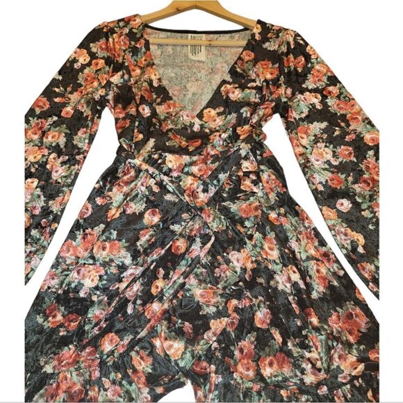 NWOT Free People Fall Crush Floral Wrap Dress Velvet Dress M - Picture 4 of 12